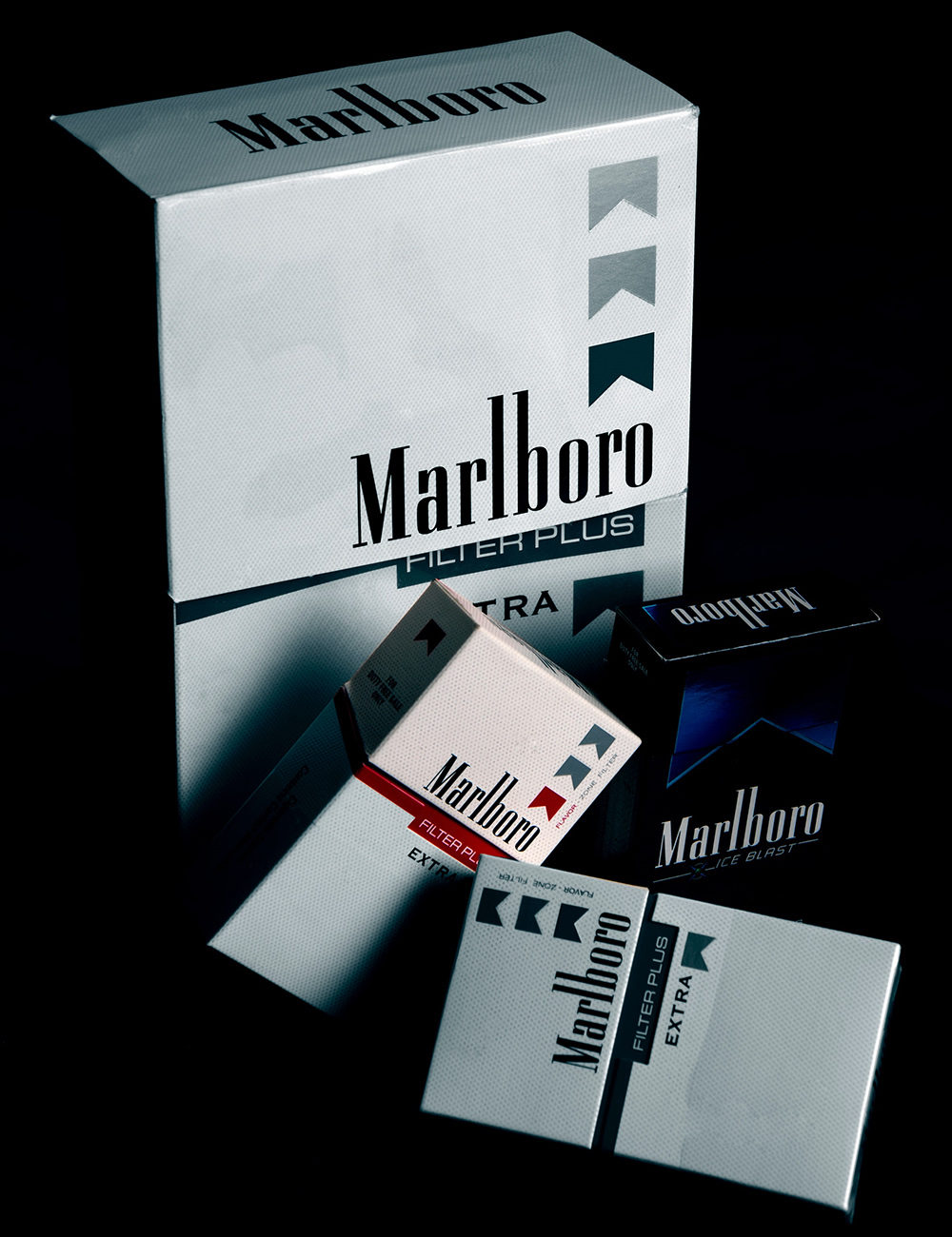1_cigarettes-marlboro-smoking-57528_Nima_Ashkbari_pexels.com_1000px